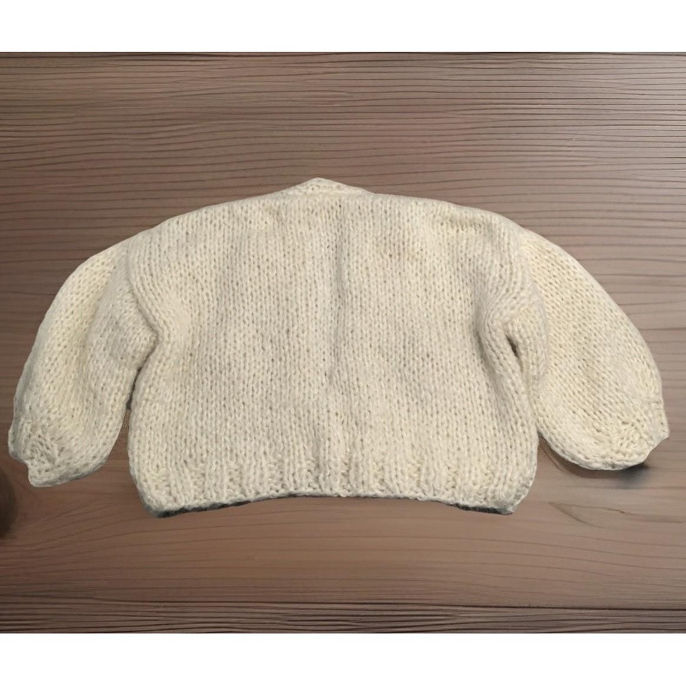 European Hand Knit Cardigan 3D Strawberry Balloon Sleeves Open Front Cream Sz M - Picture 2 of 10